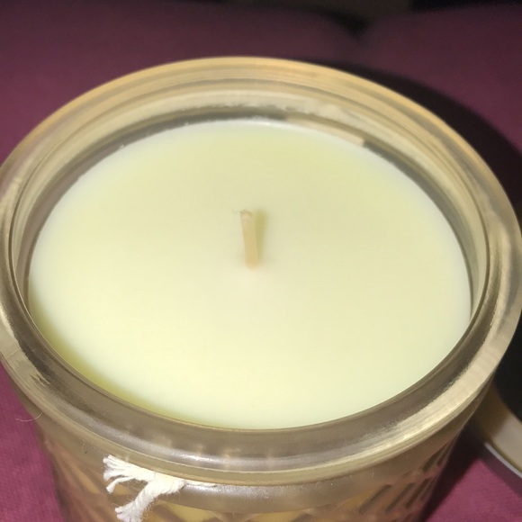 NWT Pier 1 Cuban Vanilla 6.8oz Candle - Picture 7 of 7